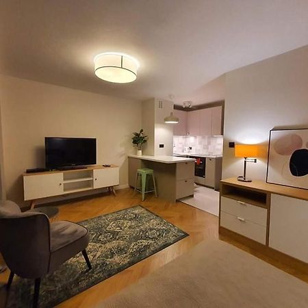 Mlociny Metro Apartment 3 وارسو المظهر الخارجي الصورة